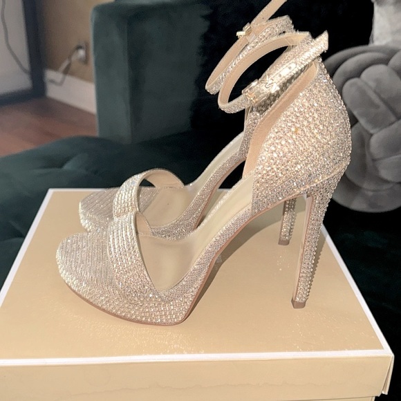 Michael Kors Jordyn gold sparkly heels 🌟🌟🌟 - Picture 1 of 6